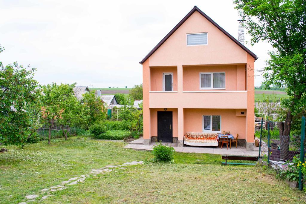 Guest House Cherepaha Kamianets-Podilskyi Luaran gambar