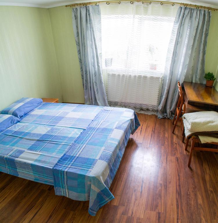 Guest House Cherepaha Kamianets-Podilskyi Luaran gambar