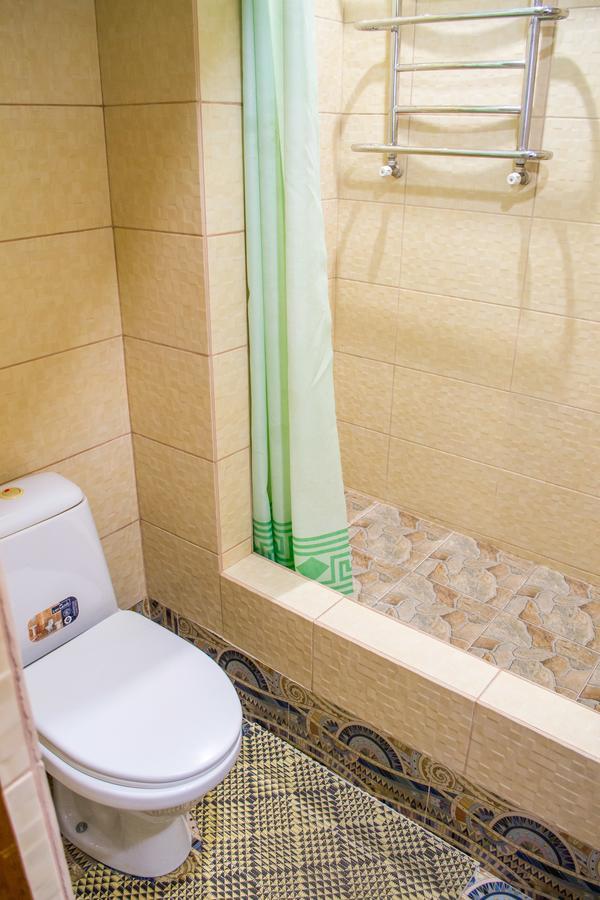 Guest House Cherepaha Kamianets-Podilskyi Luaran gambar